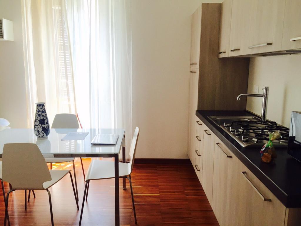 Casa Vacanza Colosseo Róma Szoba fotó